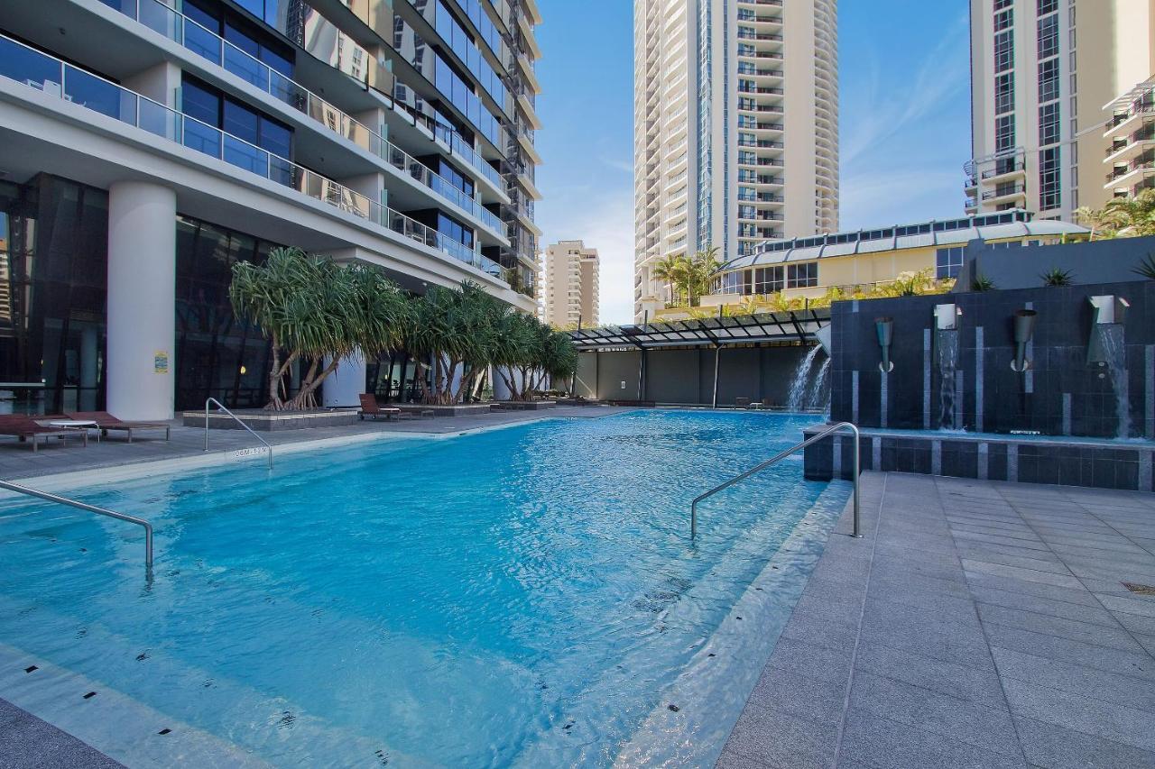 Circle On Cavill - Qstay Gold Coast Extérieur photo